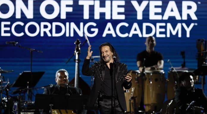 Marco Antonio Solís recibe el premio Persona del Año en los Latin Grammy 2022