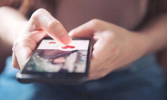 Mujeres usan más app de citas que los hombres solteros app citas