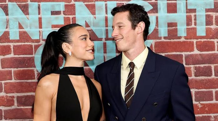 Dua Lipa y Callum Turner debutan como casados en Nueva York