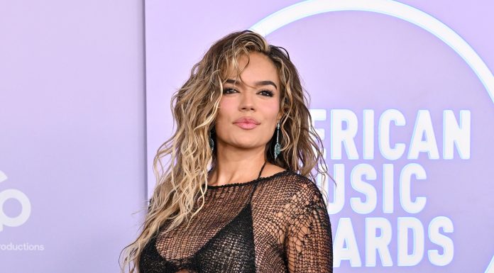 Karol G recibe a nuevo miembro de la familia: “Nació mi preciosa”