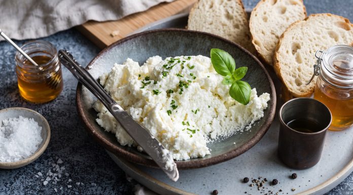 Queso ricotta: en menos de una hora y con solo 3 ingredientes