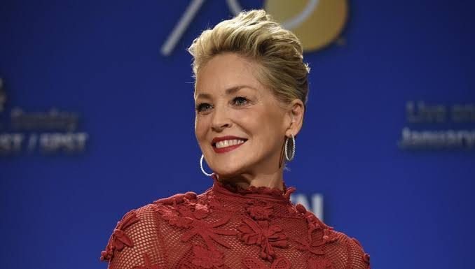 Sharon Stone cuenta por qué lleva “mucho tiempo” en abstinencia sexual